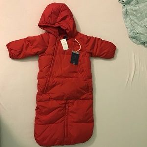 Gap Red Hooded Down-fill Baby Bunting/ Snow Suit Sz 0-3 months Unisex